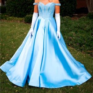 Sherri Hill light blue formal ballgown Size 4